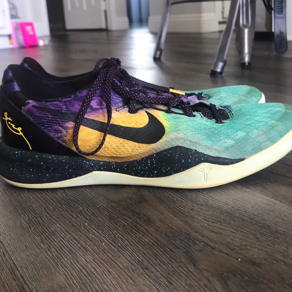 Kobe 8 Easter